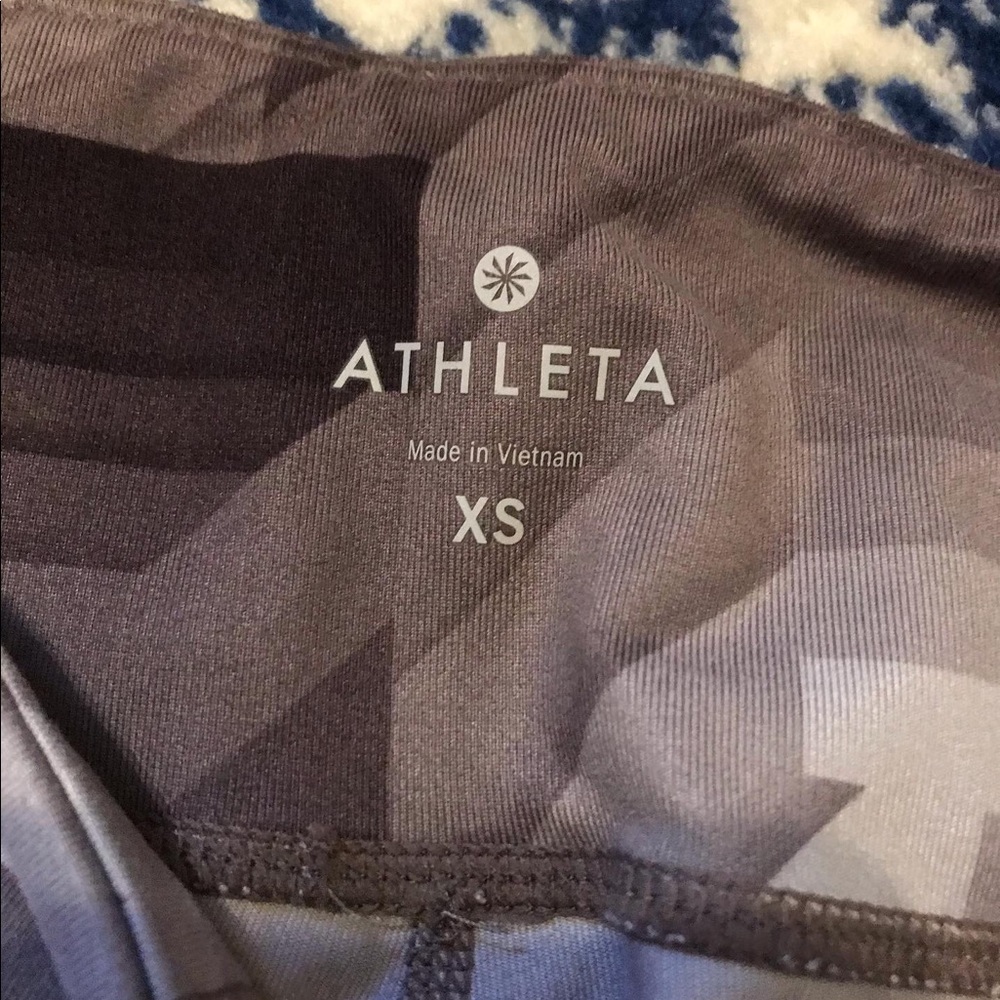 Athleta Neutral Patterned Yoga Workout Leggings S… - image 3